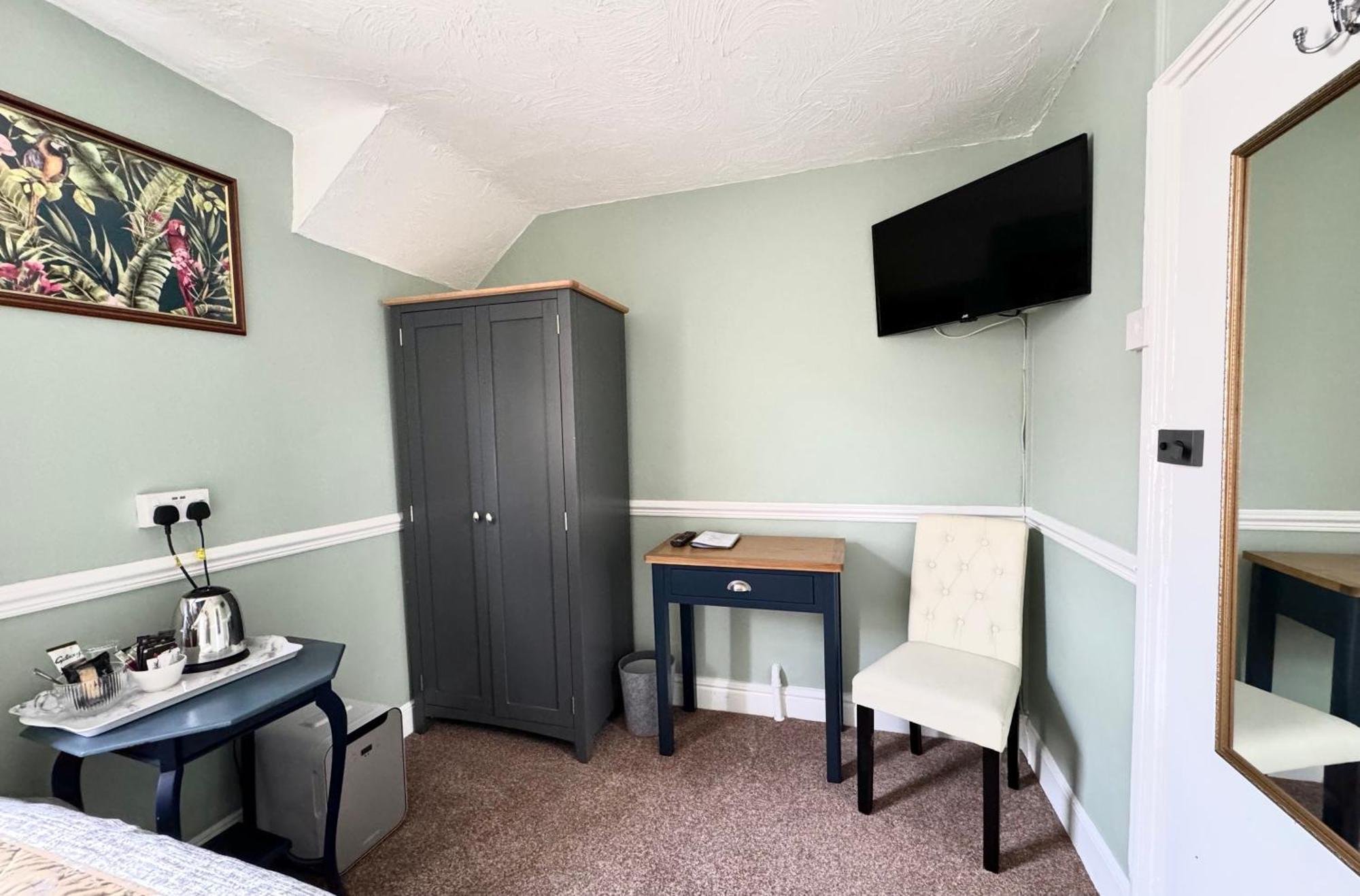 Hotel The Angove - Adults Only Weymouth Habitación foto